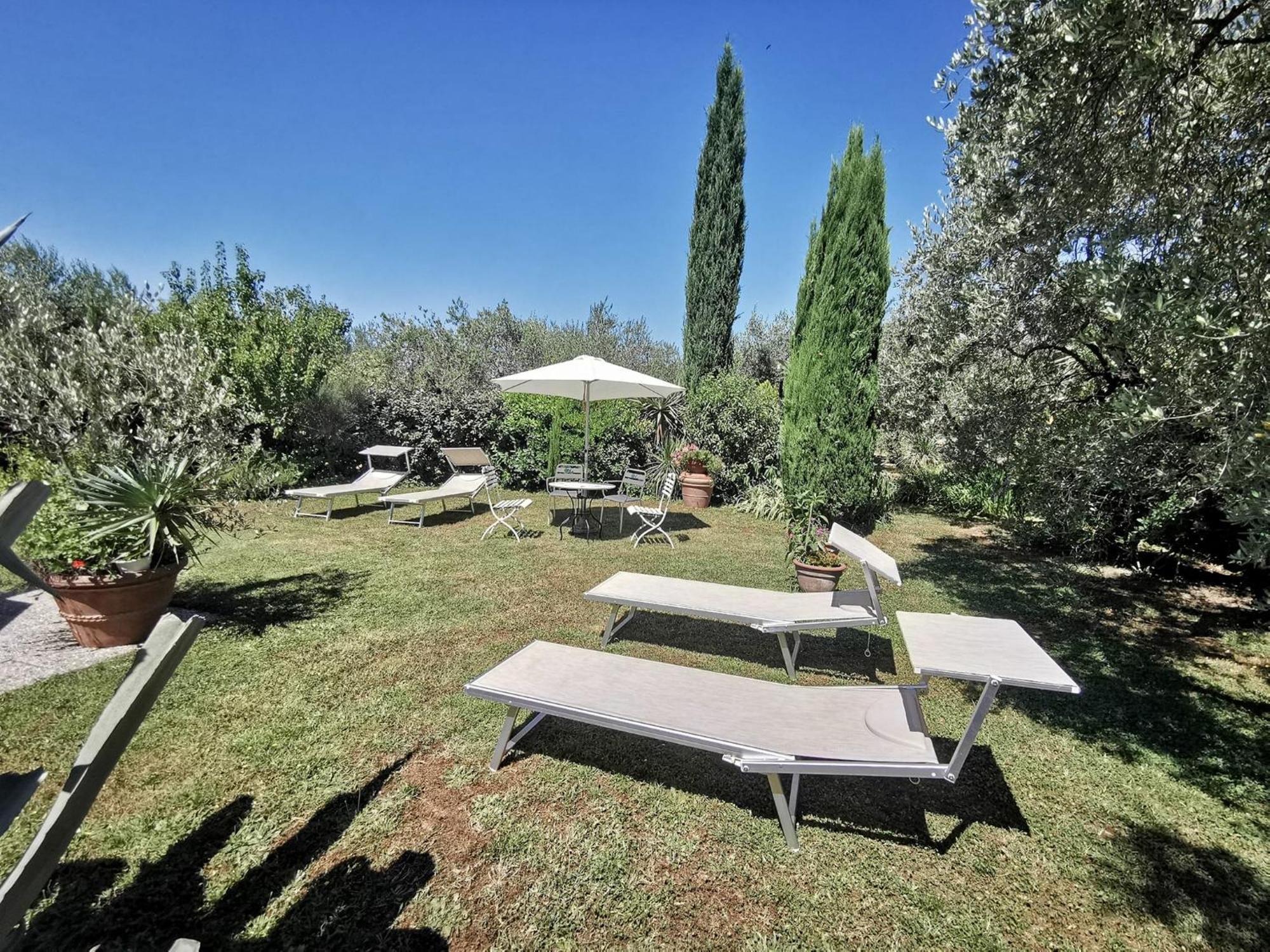 La Casa Dei Nonni Villa Larciano Luaran gambar