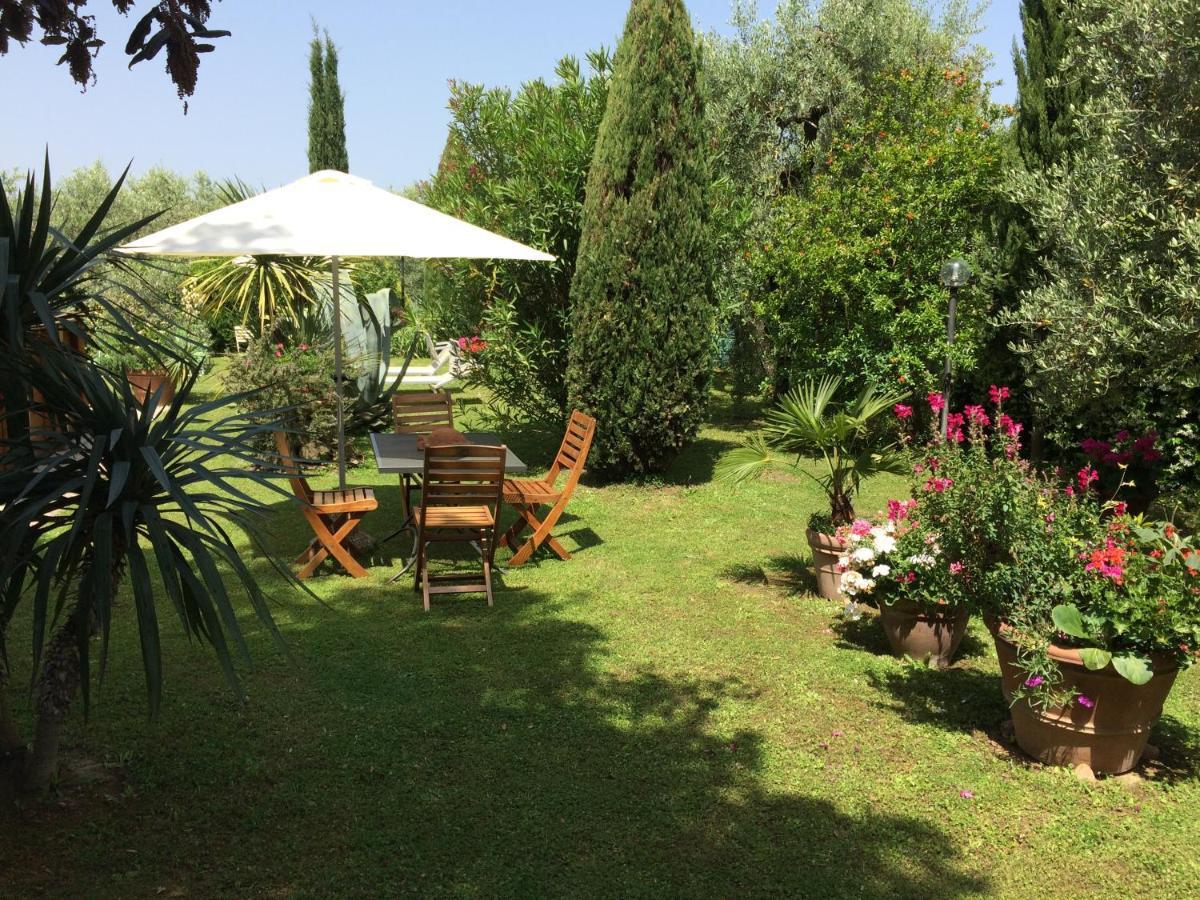 La Casa Dei Nonni Villa Larciano Luaran gambar