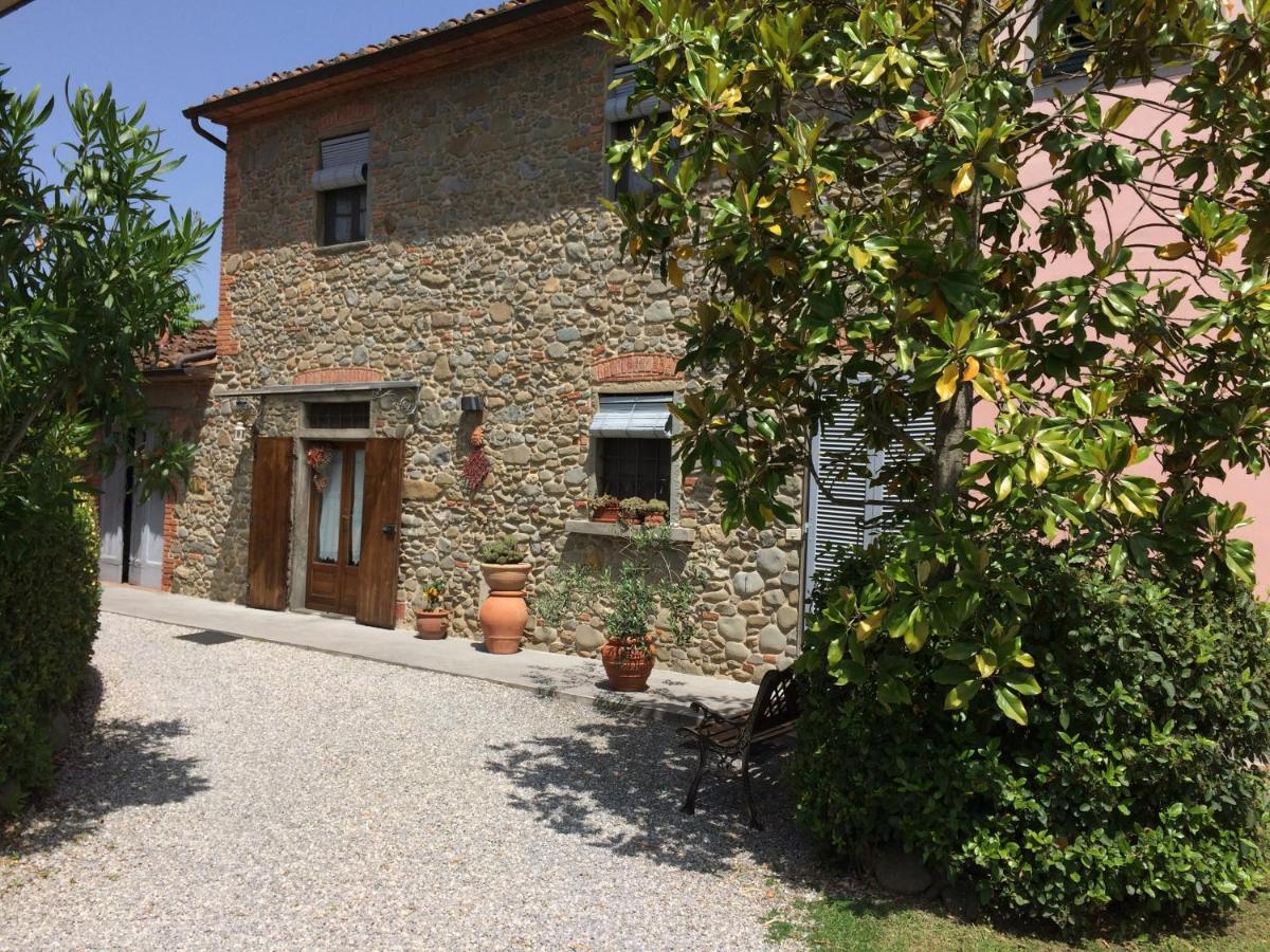 La Casa Dei Nonni Villa Larciano Luaran gambar